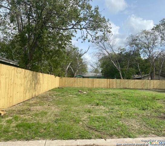 903 Liberty Ave - Photo 1