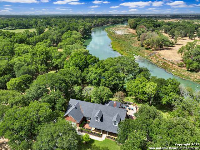 1196 Loch Ln - Photo 1