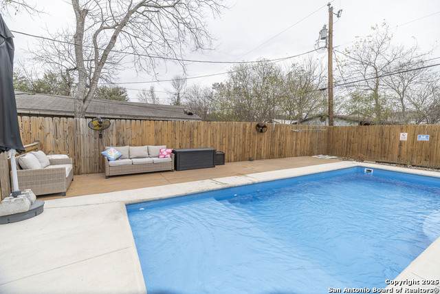935 Highland Blvd - Photo 1