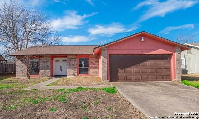 7511 Lago Frio - Photo 1