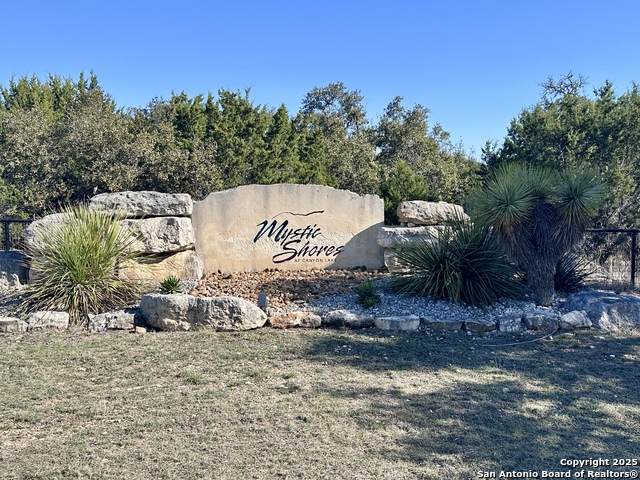 198 Lily St. - Photo 1