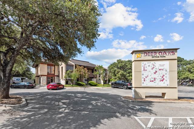 7272 Wurzbach - Photo 1