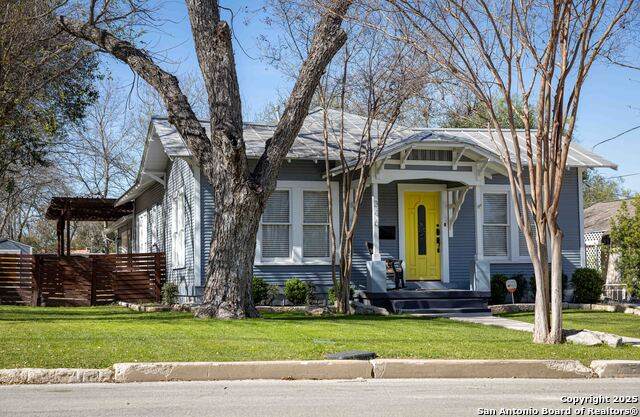 346 Sycamore - Photo 1