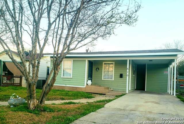 610 El Monte - Photo 1