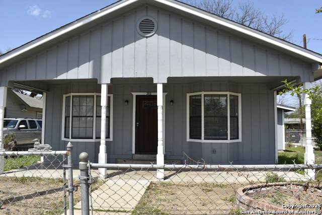 303 Finton - Photo 1