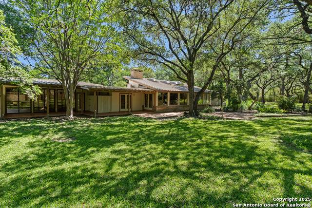 3038 Valley View - Photo 1