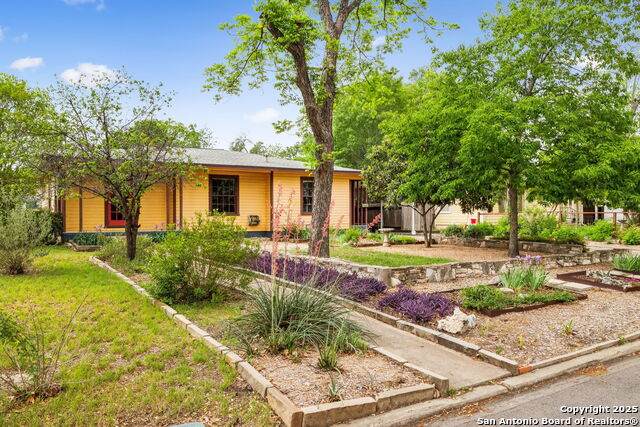 210 Brees Blvd - Photo 1