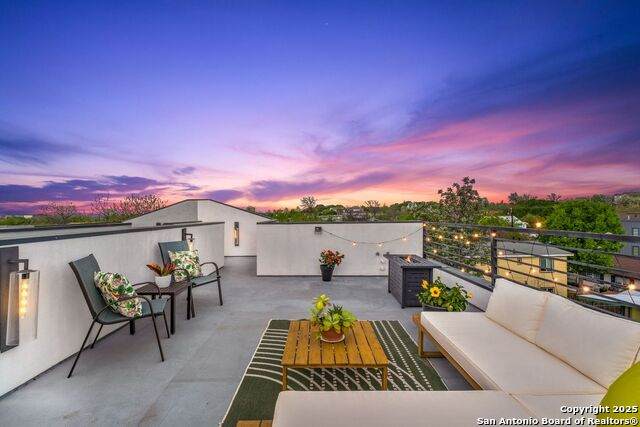 719 Eleanor - Photo 1
