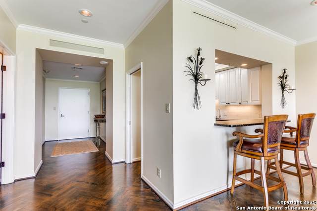200 Patterson - Photo 1