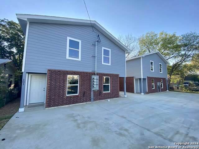 1628 Hamilton St - Photo 1