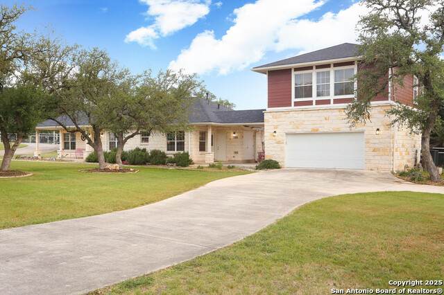 1411 Driftwood - Photo 1