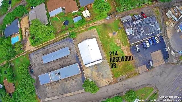 214 Rosewood - Photo 1