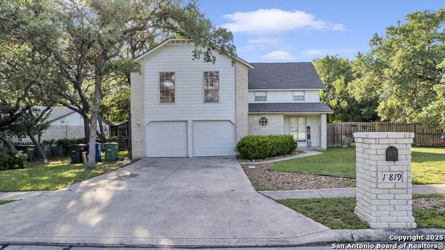 11819 Rousseau - Photo 1
