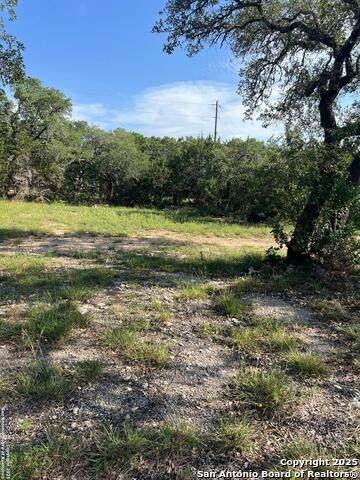 2121 Rimrock Dr - Photo 1