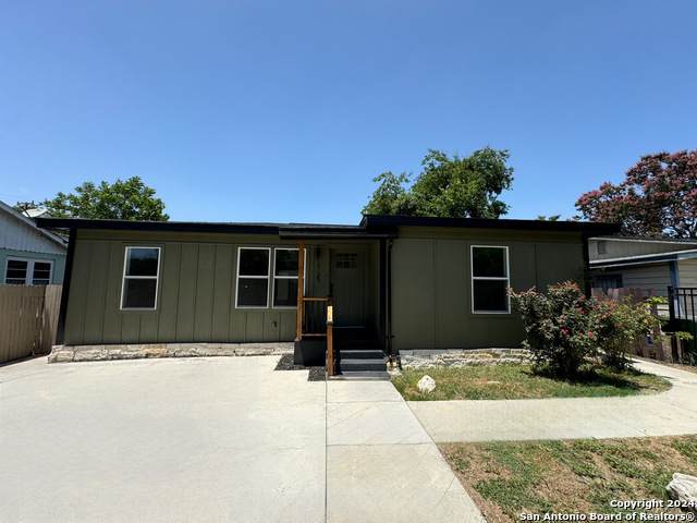 1735 Hermine Blvd - Photo 1