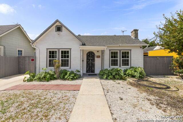 942 Mcilvaine - Photo 1