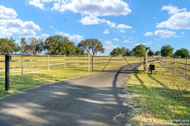 25 Zoeller Lane - Photo 1