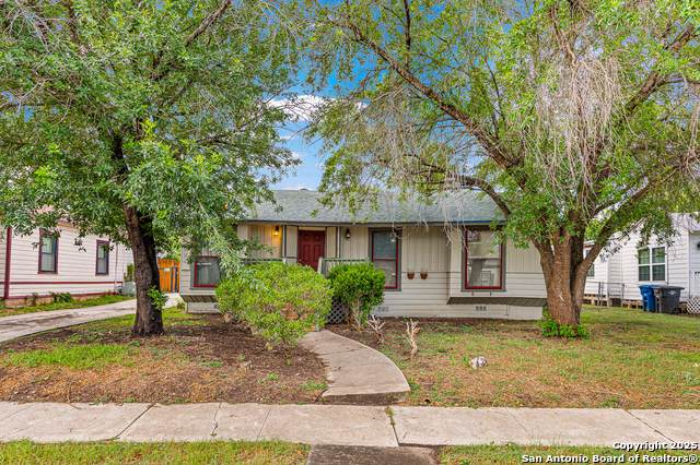 604 Westwood Dr - Photo 1