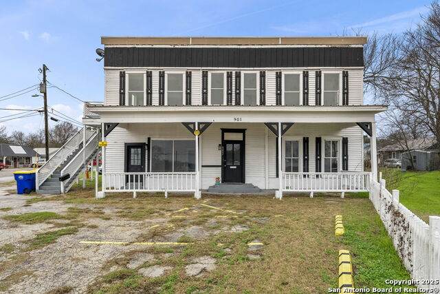 901 Saint Joseph - Photo 1
