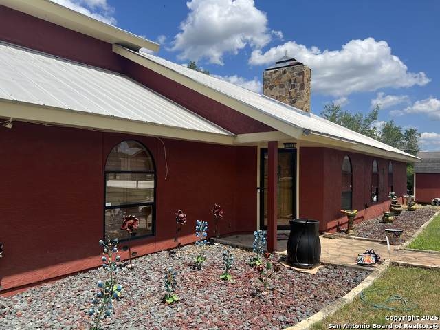 782 Lakeshore - Photo 1