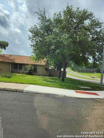 9018 Woburn - Photo 1