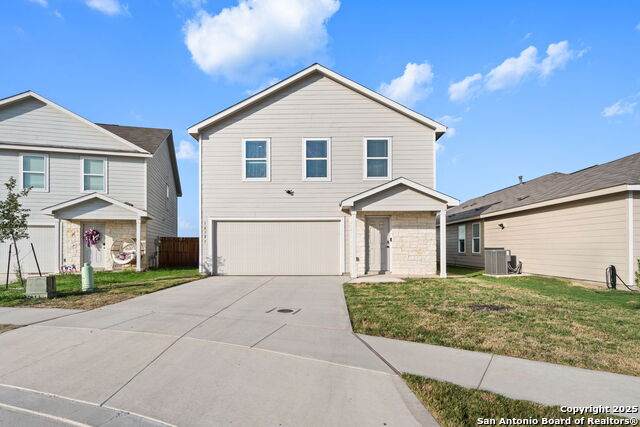 10707 Sweepback Trail - Photo 1