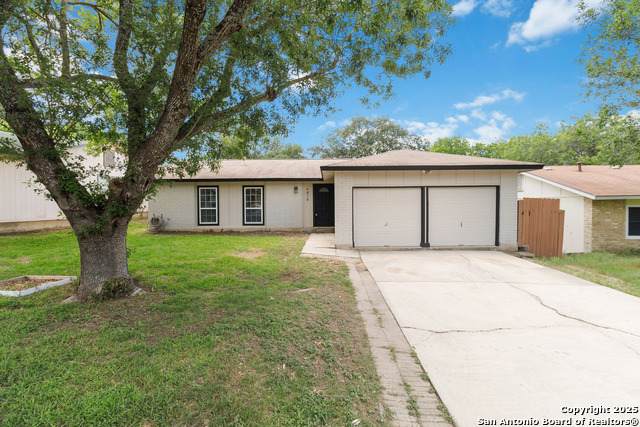4819 Blue Heron Dr - Photo 1