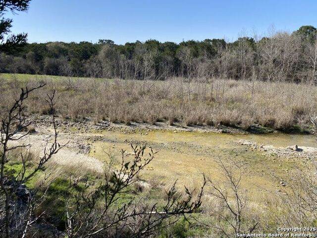 000 Private Rd. 2560 - Photo 1