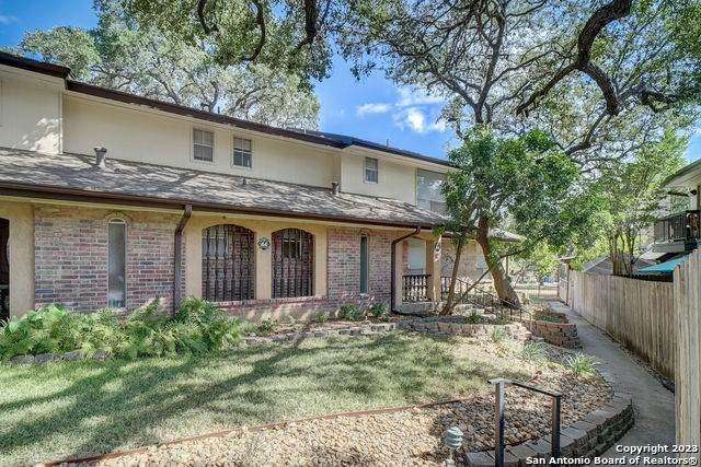 8915 Datapoint Dr - Photo 1