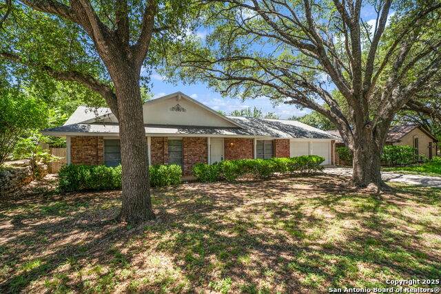 4938 Fairford - Photo 1