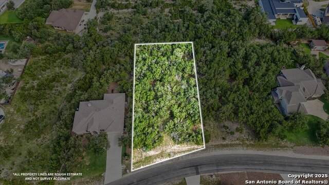 1219 Silent Hollow - Photo 1