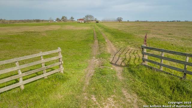 CR  359A Tract 6 - Photo 1