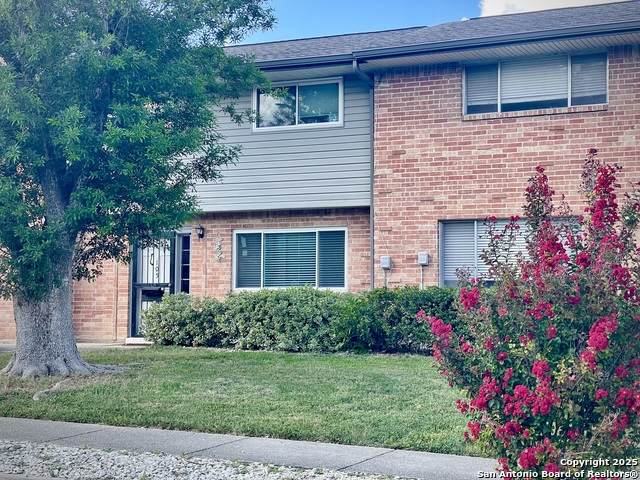 105 Silver Sands - Photo 1