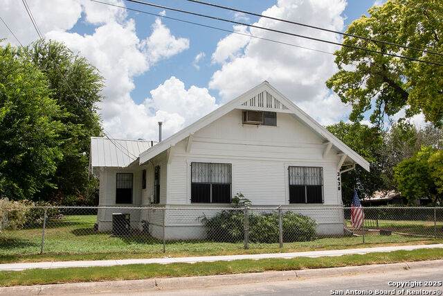 3438 Weir - Photo 1