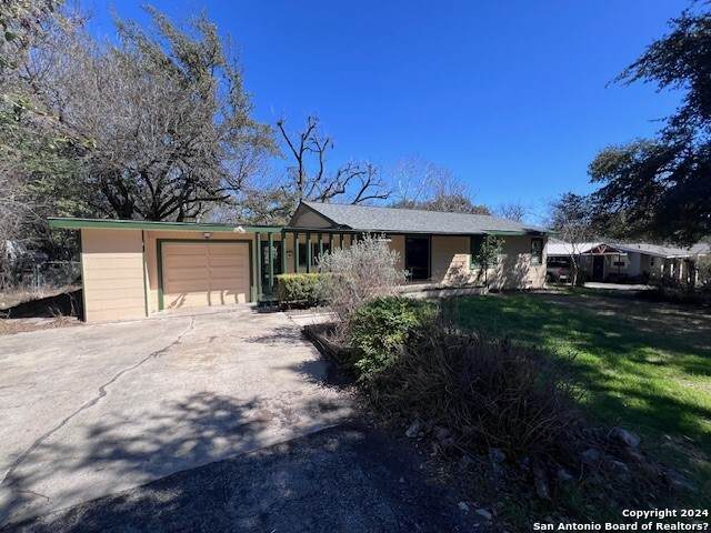 4819 Betty Lou - Photo 1