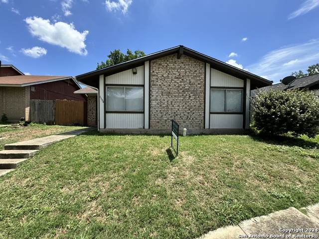 6604 Spring Hurst St - Photo 1