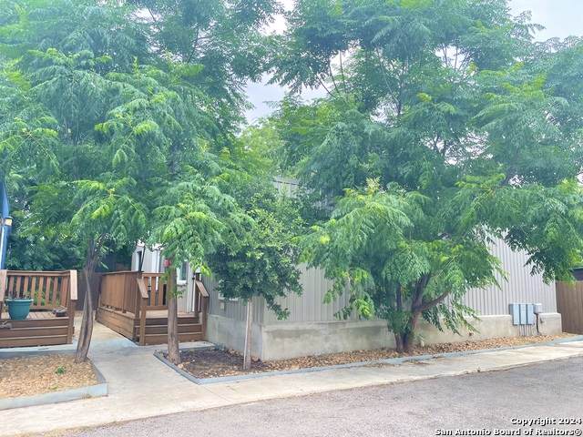 1033 Rivas St - Photo 1