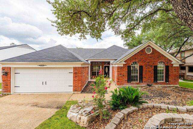 919 Lightstone Dr - Photo 1