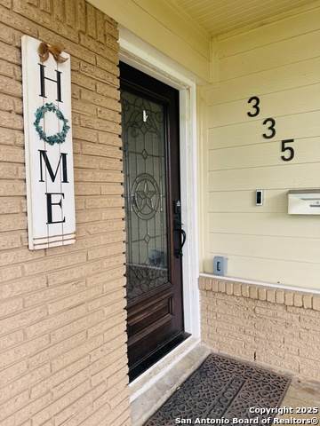 335 Pinewood Lane - Photo 1