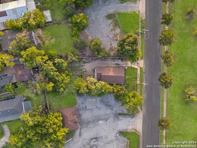 928 Hedges St - Photo 1