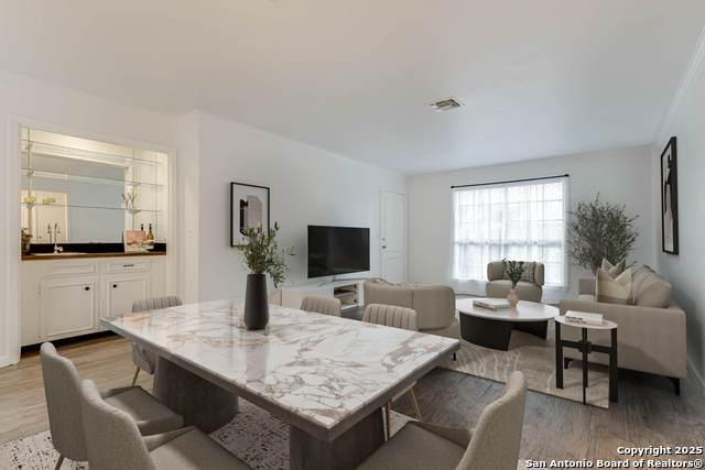 7926 Broadway - Photo 1