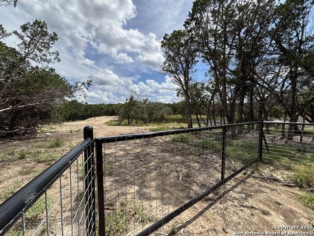 446 Waring Welfare - Photo 1