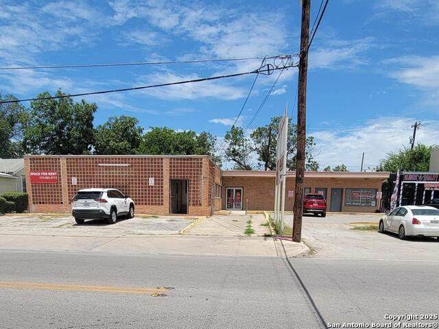 711 Kirk  Pl - Photo 1