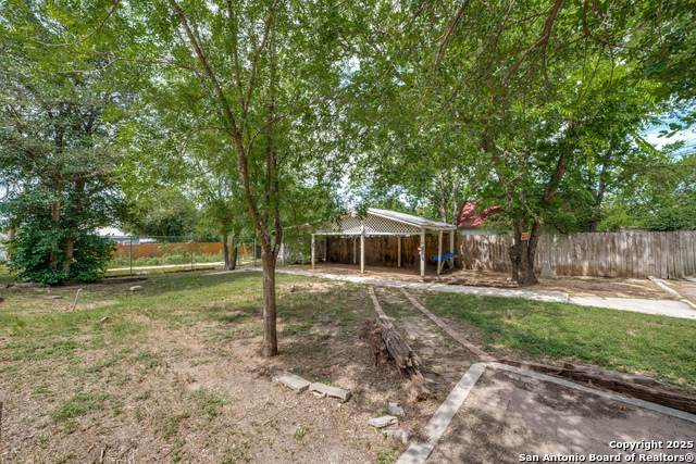 622 Nolan - Photo 1