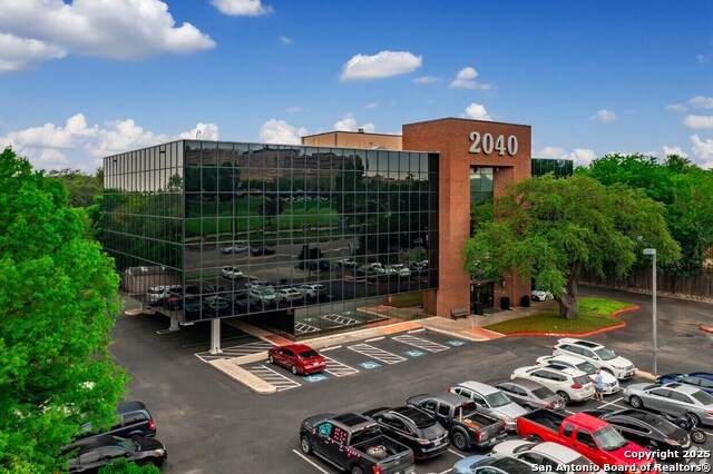 2040 Babcock - Photo 1