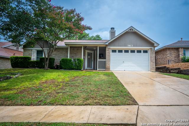 7813 Forest Briar - Photo 1