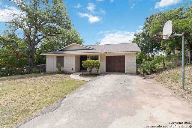 4602 Hollyridge - Photo 1