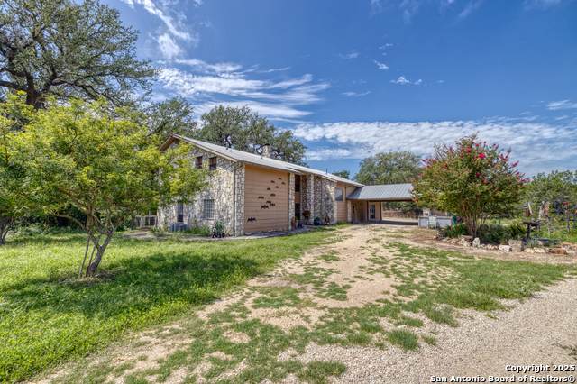 4983 Ranch Road 1051 - Photo 1