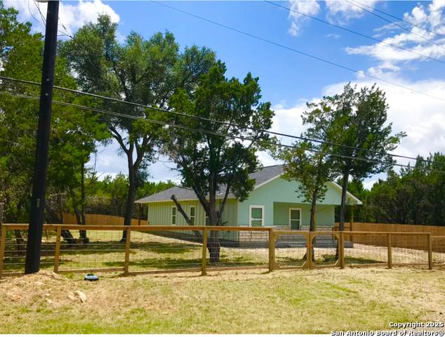1416 Skyline Hills - Photo 1
