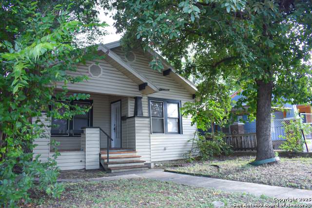 2246 Houston St - Photo 1